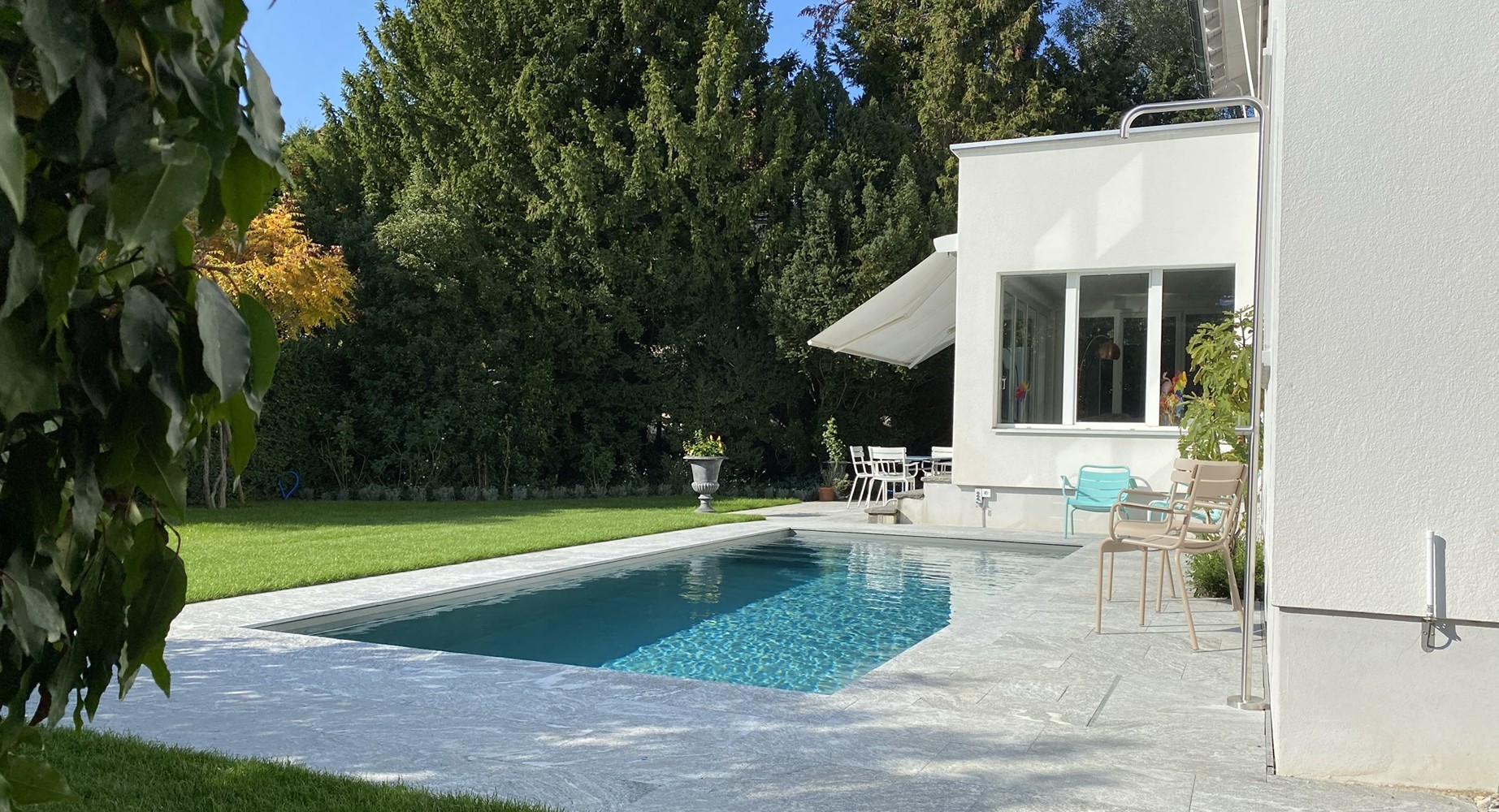 Schwimmbadbau, Poolbau und Service, Pools, Whirlpools, Schwimmbadabdeckungen, Schwimmbadtechnik von SchäwiPool